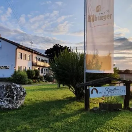 Vor Burg Eltz Hotel Wierschem